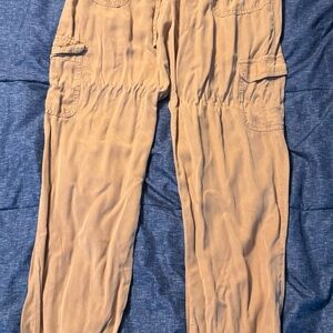 Women’s Tan Cargo Pants